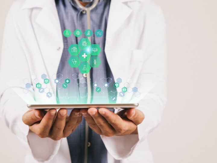 Do papel para o pixel: como assistentes de IA e medicina digital estão moldando o médico do futuro